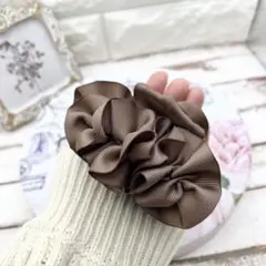 グログランリボンのボリュームバンスクリップ