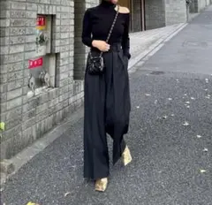 【新品タグ付き】シーニュ cygne タックワイドパンツ　ブラック0 ハイウエストタックワイドパンツ Lara｜Cygne(シーニュ) 公式サイト