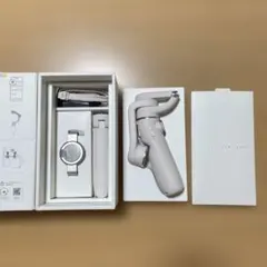 数回使用のみ　DJI OM5 スマートフォン用ジンバル 本体 ピンク色