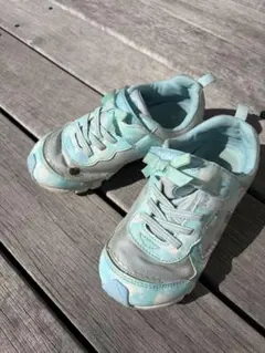 Item thumbnail for item 999b2e66-281e-48d0-9de4-d8f140df56b8