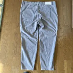 ユニクロ　ウルトラストレッチクロップドパンツ