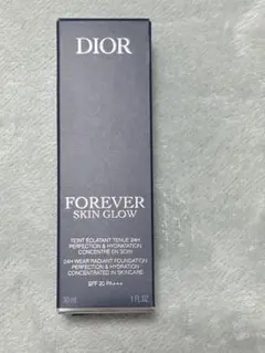Dior ディオールスキン フォーエヴァーフルイド グロウ00 30ml
