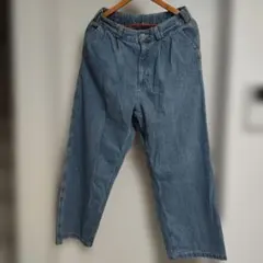 Item thumbnail for item 3377c64f-e1f1-4534-9746-bdfc77bff0e0