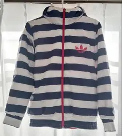 adidas ストライプ柄 フード付きアウター