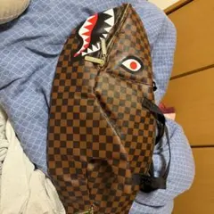 SPRAYGROUND サメデザインリュック 限定版 - メルカリ