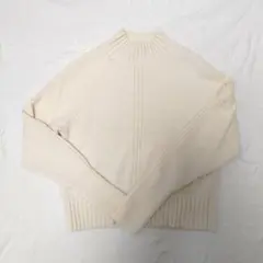美品ユニクロコントワーデコトニエ カシミヤモックネックセーター S
