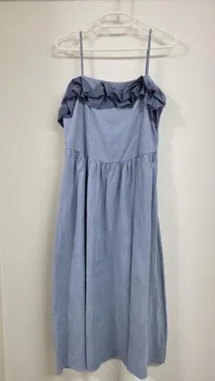 フリル付きライトブルーキャミワンピース