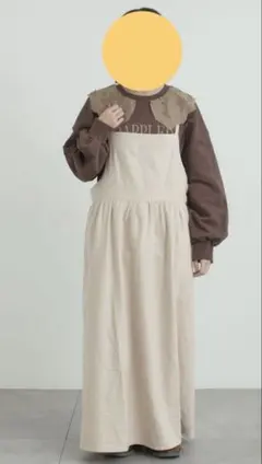 サマンサモスモス　エプロンジャンパースカート　ベージュ