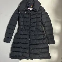 MONCLER ブラック ダウンジャケット(クリーニング済)