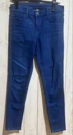 Levi's スキニーデニム ダークブルー　サイズ26