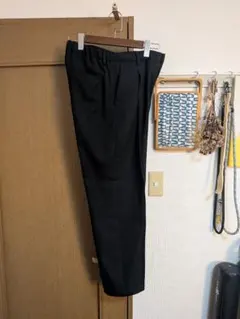 【美品】メンズスラックス Lサイズ ワイド プリーツデザイン ブラック 黒