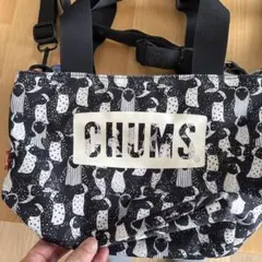 CHUMS 犬柄ショルダーバッグ