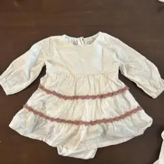 petit main フリルロンパース 80
