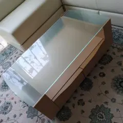 大塚家具:モダンセンターテーブル ガラス・木材製