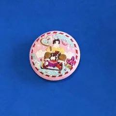 ディズニー刺繍缶バッジ