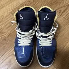 ナイキ エア ジョーダン 1 ミッド SE クラフト オブシディアン/ホワイト