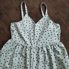 美品ジーユーGU　ドットサロペット150　ベージュ