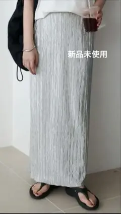 Discoat シャイニープリーツナロースカート