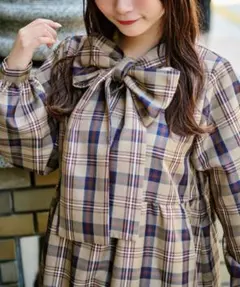 kutir【クティールとレトロ】ボウタイチェックティアードワンピース