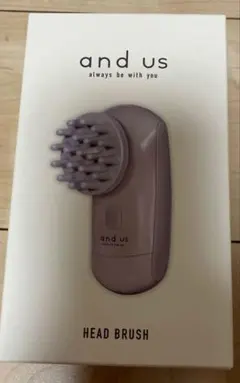 3COINS スリコ and us HEAD BRUSH ヘッドブラシのサムネイル
