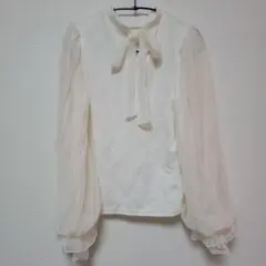 レディース長袖シャツ（袖二重レース）