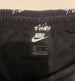 値下げNike ブラック 総柄プリントショートパンツ S
