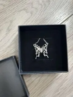 蝶モチーフ ネックレス