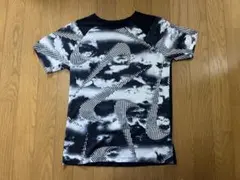 NIKEメッシュ生地 黒白 シャツ ラグランスリーブ