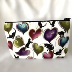 ④ハンドメイド ポーチ ハートと黒猫