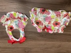 ハルウララの花柄フリルパンツ 赤リボン付きとスタイのセット