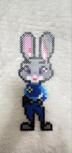 Item thumbnail for item 5b3b41f2-39b5-4a8c-99d5-fc9fa615419b