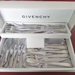 GIVENCHYカトラリーセットのサムネイル