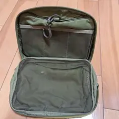 Item thumbnail for item b6b236ae-618c-4ba7-93a5-67439b55c5c4