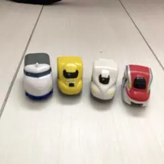 新幹線　電車　バスボールの人形　マスコット　まとめ売り