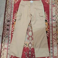 ゴルフ他スポーツパンツ　ベージュ　Heal Creek　Mサイズ美品。