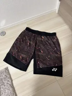 【最終値下げ】YONEX バドミントン ハーフパンツ 廃盤品　Mサイズ