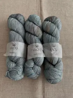 LILOU MERINO fingering 3かせ