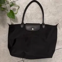 Longchamp ル・プリアージュ ショルダーバック ブラック　M ミディアムのサムネイル