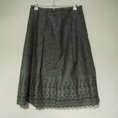 23区 レディース スカート 36 灰色 上品 秋冬 きれいめ 大人可愛い 刺繍