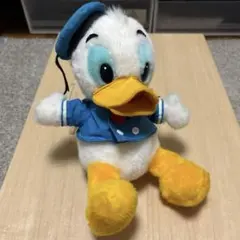 ドナルドダック ネックピロー ディズニーストア - メルカリ