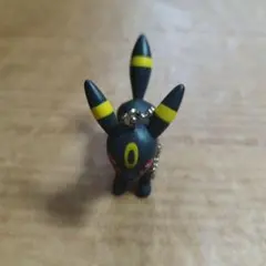 【ポケモン】ブラッキー キーホルダー ≪在庫2≫のサムネイル