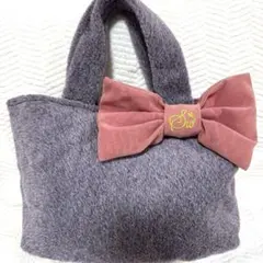 SWIMMERリボン付きファートートバッグ