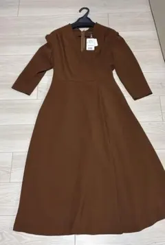 ストロベリーフィールズ　カシュクールワンピース　ブラウン