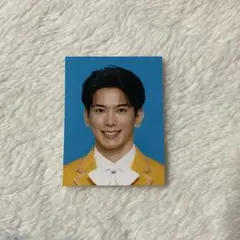 モナキ ガチャガチャ 証明写真 じん 平牧仁 - メルカリ