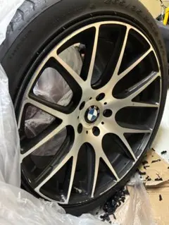 BMW M5 F90 20インチ9.5J PCD112 IS28 ガリ傷なし BMW M5 F90 20インチ9.5J PCD112 IS28 ガリ傷なし 程度良好品