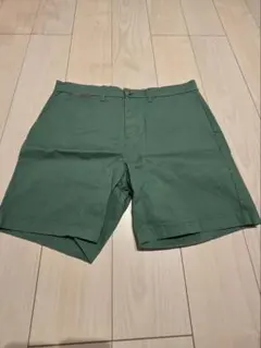 TOMMY HILFIGER ショートパンツ グリーン サイズ34のサムネイル