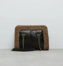 ZARA フェイクボアショルダーバッグ