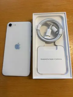 Apple iPhone SE (第3世代) ホワイト 本体