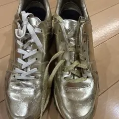 LOUIS VUITTON スニーカー ゴールドのサムネイル