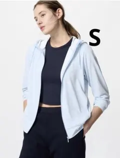 新品　ユニクロ　エアリズム　UVカットフルジップパーカ　S